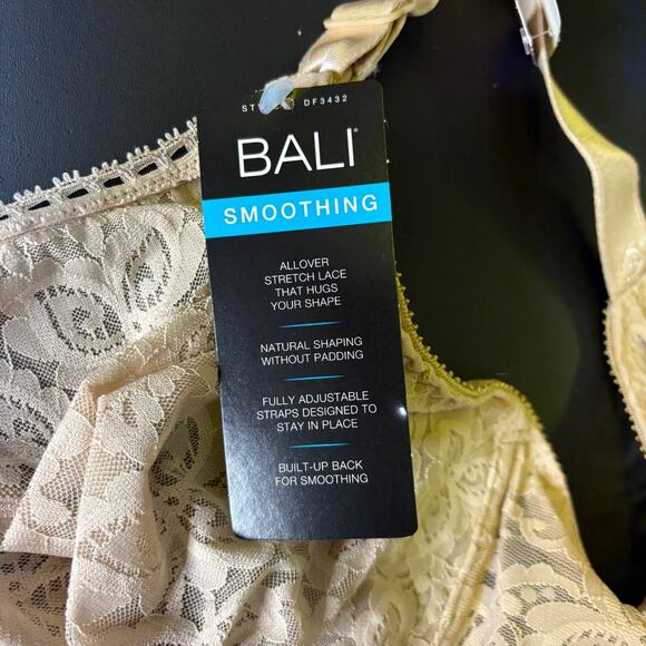 Bali Lace and Smooth Seamless Cup Underwire Bra 40D Taupe  NWT - Picture 6 of 7